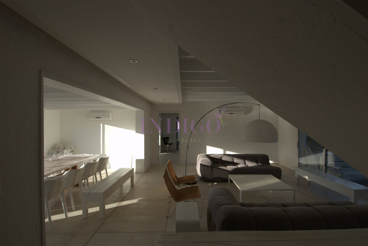 Casa Ref.1107 - Casa en alquiler Laguna blanca capacidad 10 pesonas