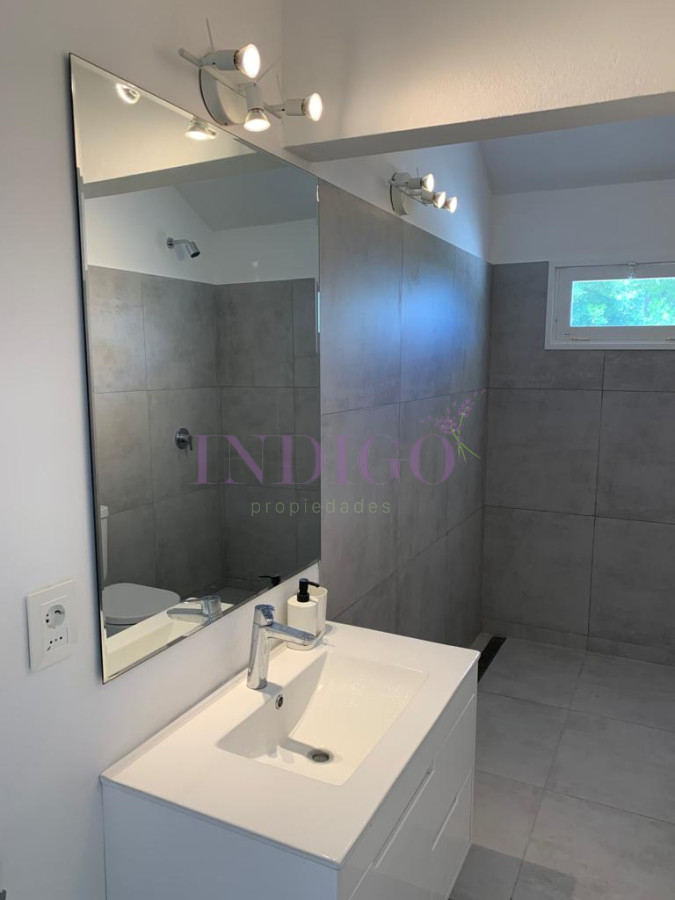 Casa Ref.794 - Casa en Venta, la Barra, posta 4 ambientes