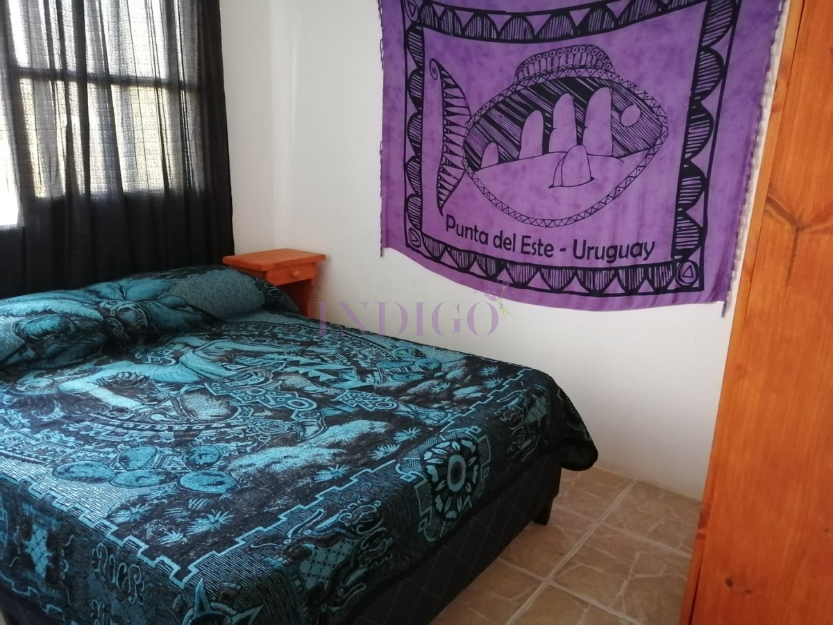 Casa Ref.748 - Casa de 3 Dormitorios en Alquiler, a metros de la playa.