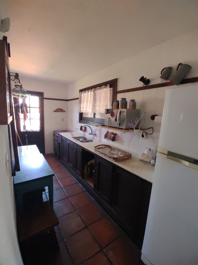 Casa Ref.739 - Amplio quincho con vistas al mar, 3 dormitorios con dependencia y un gran parillero