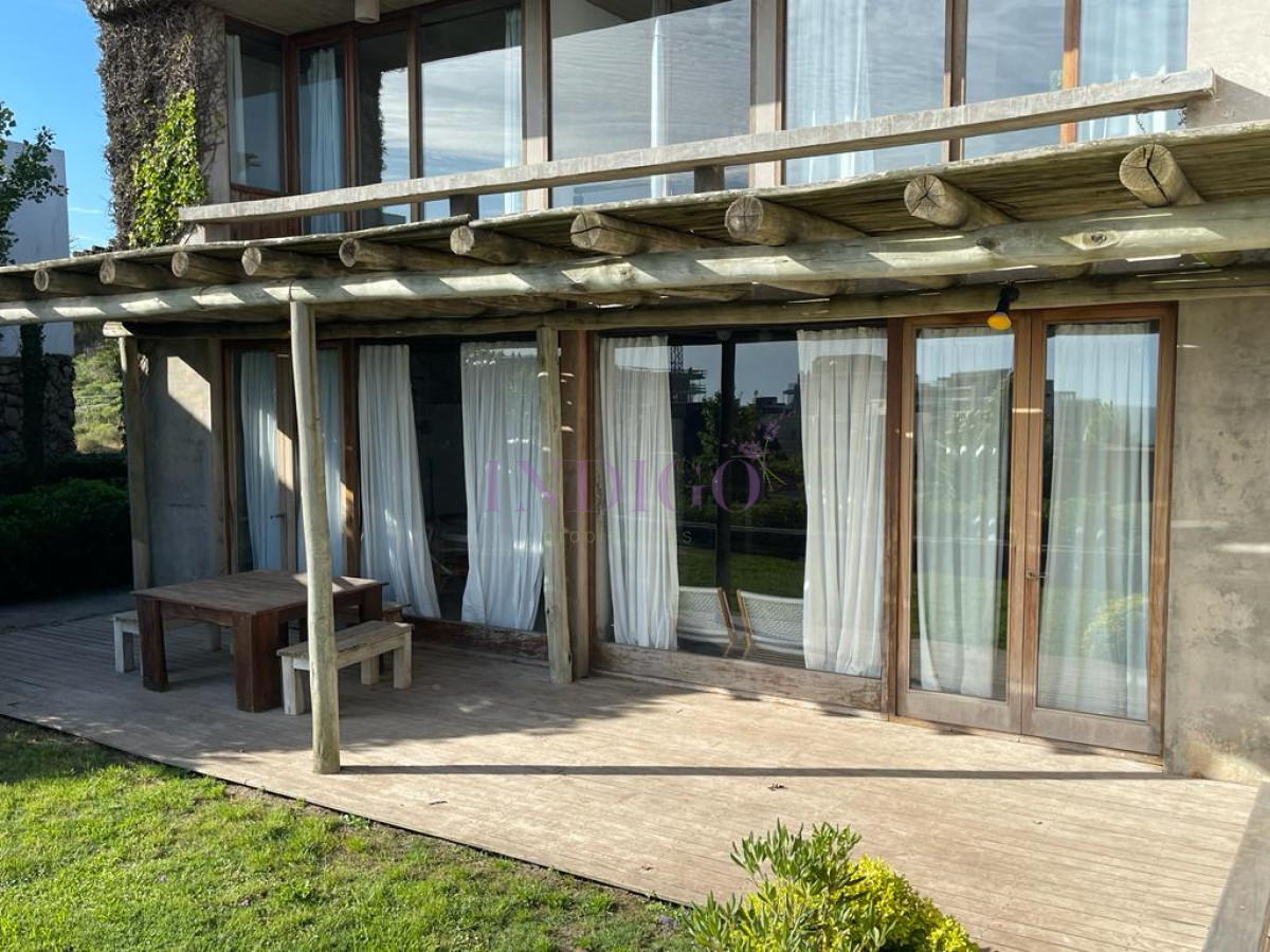 Casa Ref.799 - Casa en El Chorro, 2 Dormitorios y 3 Baños con Piscina!