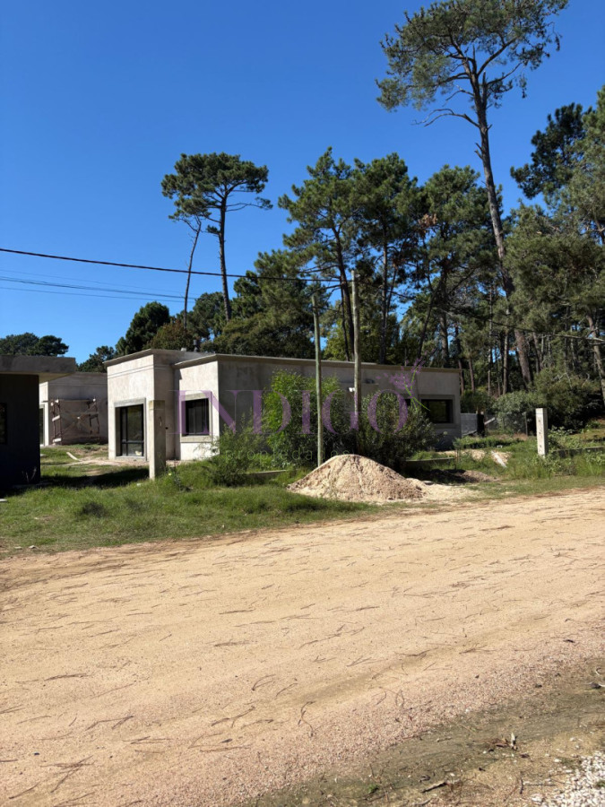 Casa Ref.1306 - En venta, con financiación bancaria, en pozo, entrega en 6 meses.