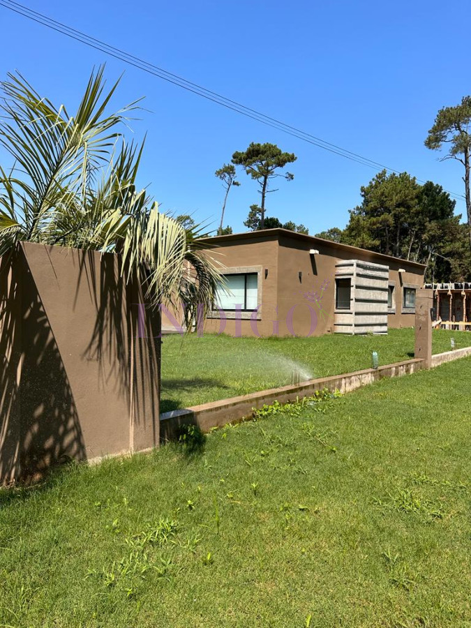 Casa Ref.813 - Bosques del Mar  Barrio Privado  Parque Burnett
