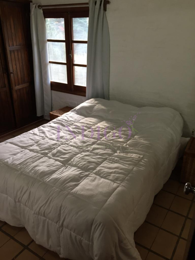Casa Ref.838 - Casa en Venta, 3 Dormitorios, Piscina y Parrillero