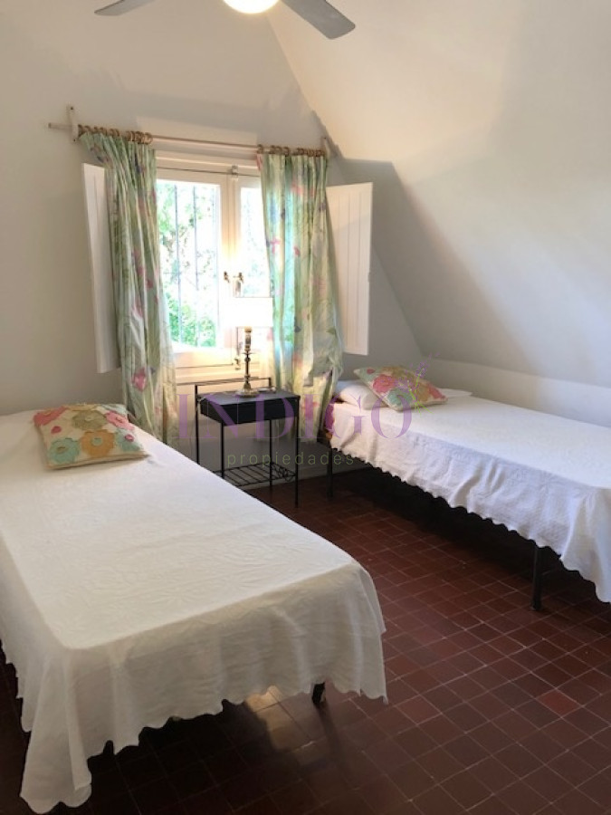 Casa Ref.416 -  Oportunidad muy linda casa en venta y  alquiler en la zona mas linda de Punta del Este!!!