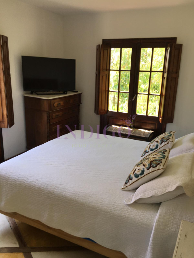 Casa Ref.180 - Casa en venta La Barra, 4 dormitorios , muy cerca de La Posta del Cangrejo.
