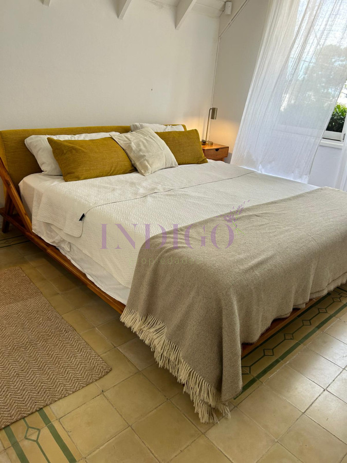 Casa Ref.808 - Casa 4 Dormitorios, 3 baños, piscina y parrillero, con dependencia!