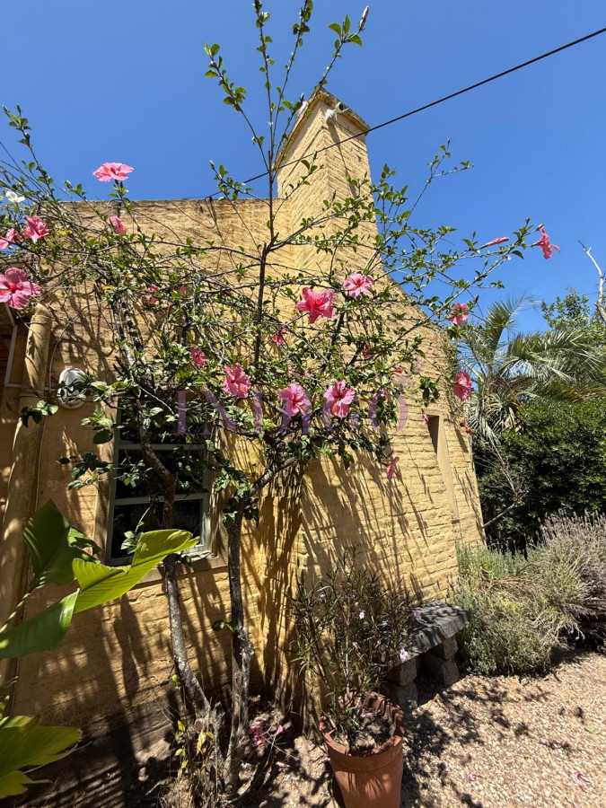 Casa Ref.121 - Casa enalquier en el corazon de La Barra, 3 dormitorios -