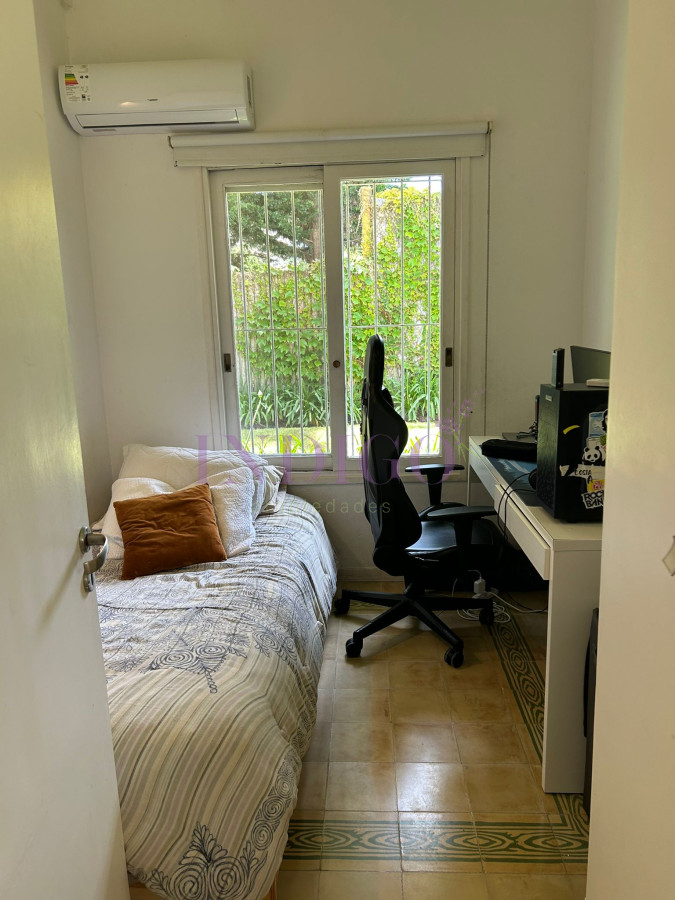 Casa Ref.808 - Casa 4 Dormitorios, 3 baños, piscina y parrillero, con dependencia!