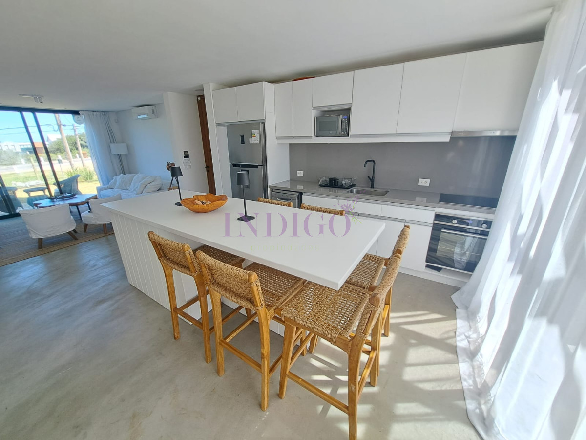Casa Ref.1218 - Casa en alquiler en Altos de Punta Piedras