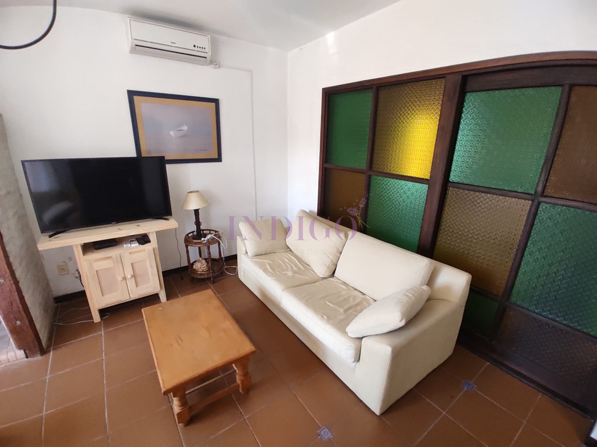 Casa Ref.737 -  Casa con piscina y parrillero en Manantiales, 3 dormitorios y 2 Baños