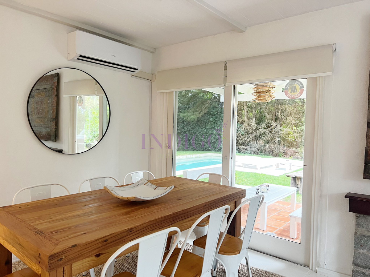 Casa Ref.251 - Casa venta en Montoya, 6 ambientes
