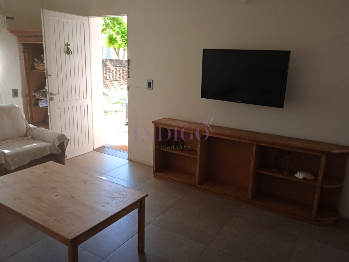 Casa Ref.1095 - Casa en Manantiales, 2 Dormitorios con Parrillero