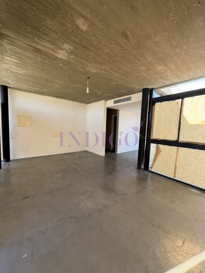 Local Comercial Ref.1368 - Alquiler de local con vivienda en Manantía 
