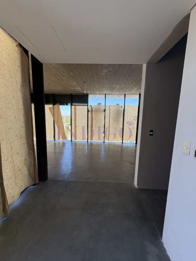 Local Comercial Ref.1368 - Alquiler de local con vivienda en Manantía 