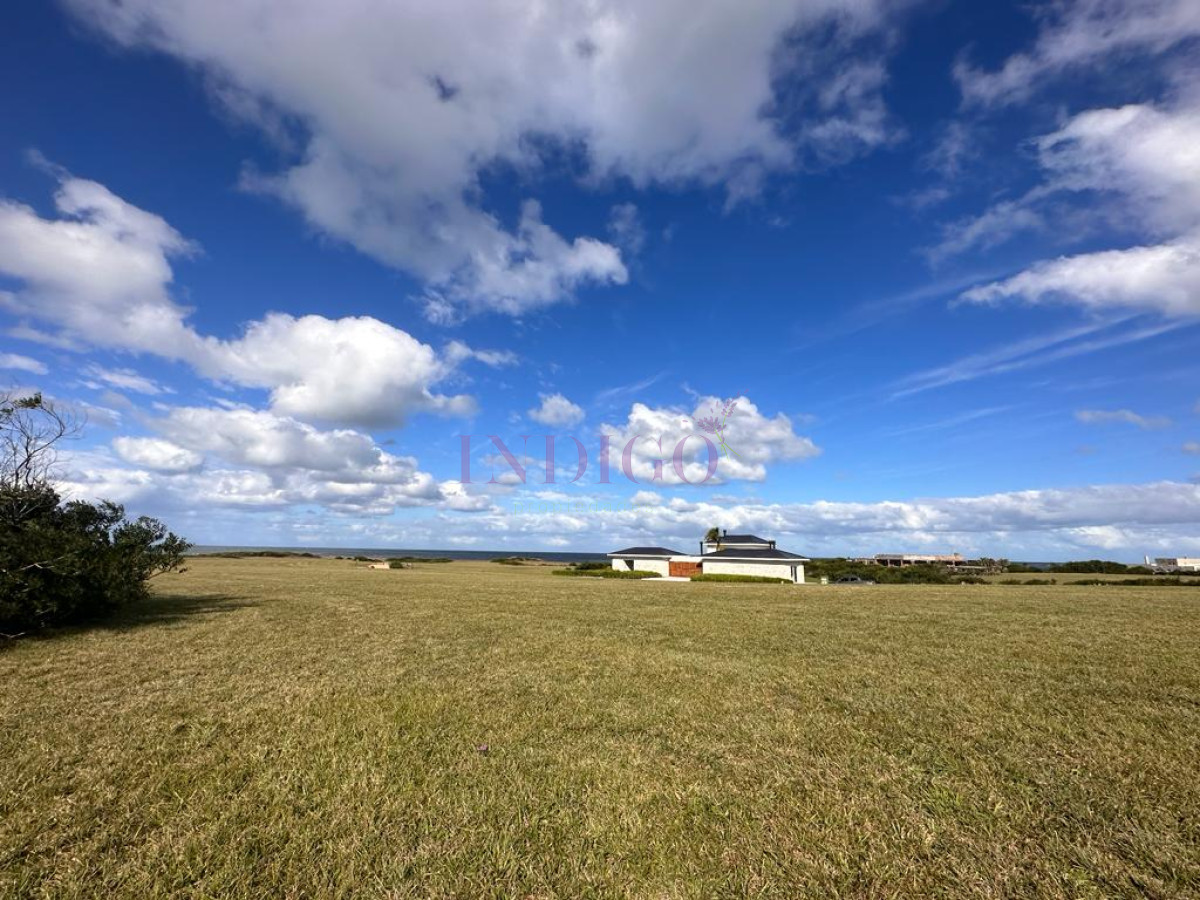Terreno Ref.1080 - Lote en Barrio Privado de 3411 mts con vista al mar 