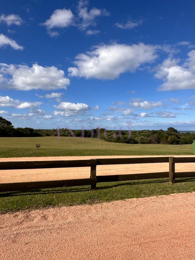 Terreno Ref.1082 - Lote de 3341 mts con vista al mar Barrio privado Las Garzas