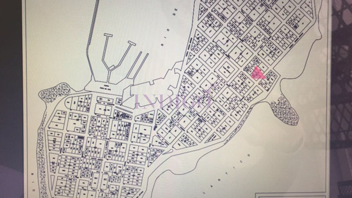 Terreno Ref.174 - Oportunidad de compra , lote en plena Península a mts de playa El Emir.