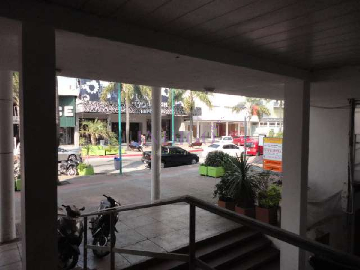 Apartamento Ref.162 - Apartamento en Mansa, 3 dormitorios 