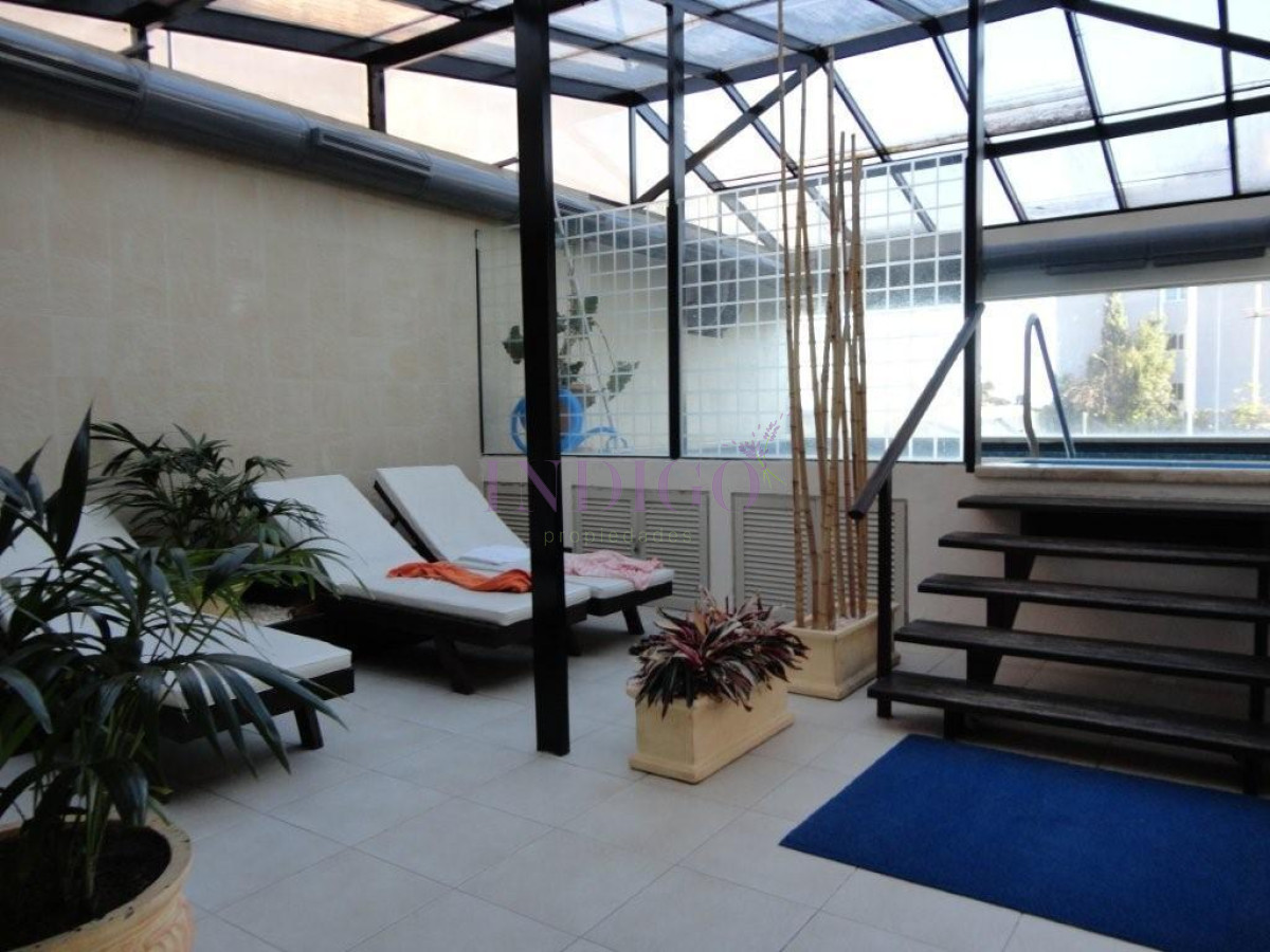 Apartamento Ref.153 - Importante departamento en Brava en venta y alquiler. 3 dormitorios .