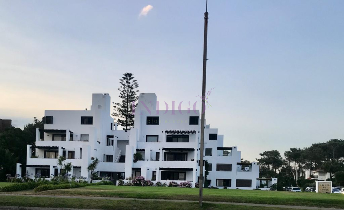 Terreno Ref.174 - Oportunidad de compra , lote en plena Península a mts de playa El Emir.