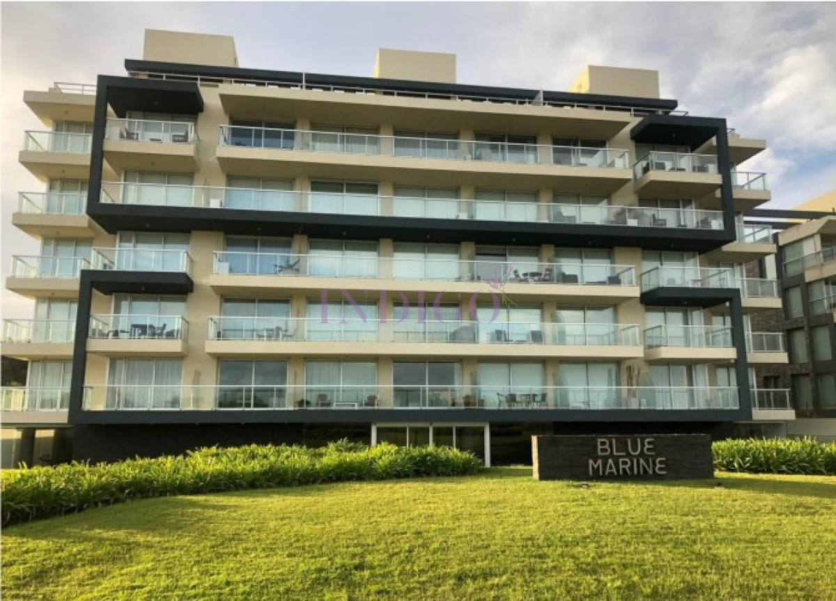 Apartamento Ref.596 - En venta playa Brava