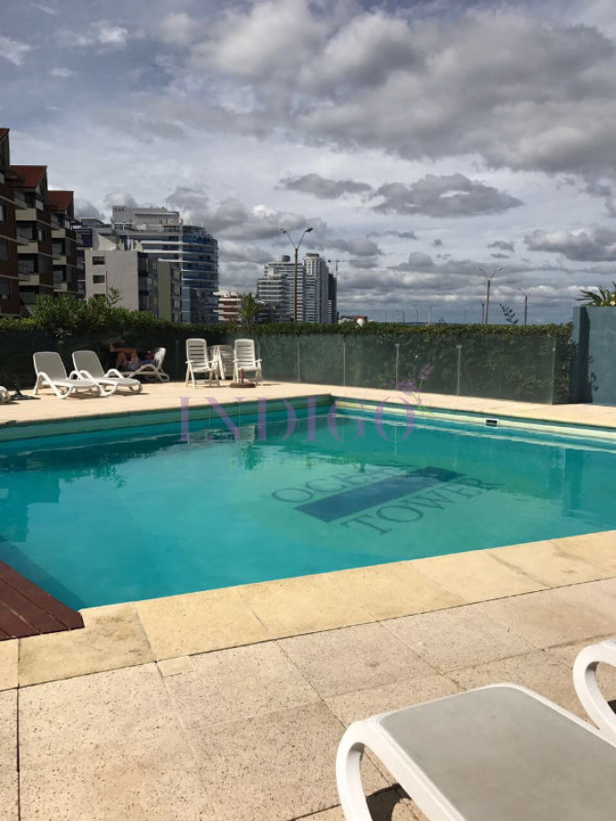 Apartamento Ref.22 - En venta casi frente al mar en playa Brava.