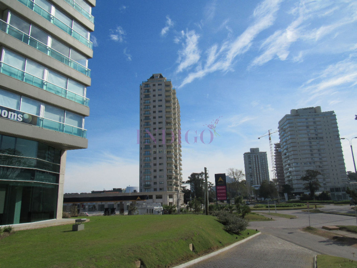 Apartamento Ref.7 - En alquiler departamento en Roosevelt con todos los servicios, 1 dormitorio.