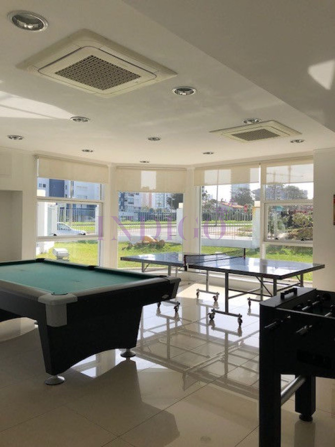 Apartamento Ref.132 - Apartamento alquiler en la Mansa, 2 dormitorios mas dependencia con vista al mar.