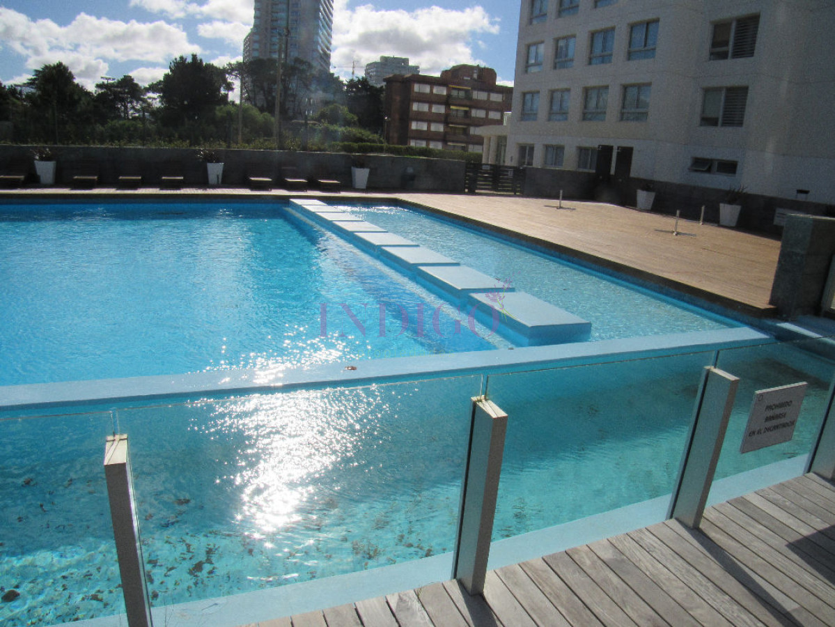 Apartamento Ref.967 - Alquiler de apartamento 1 Dormitorios en Punta del Este, Uruguay