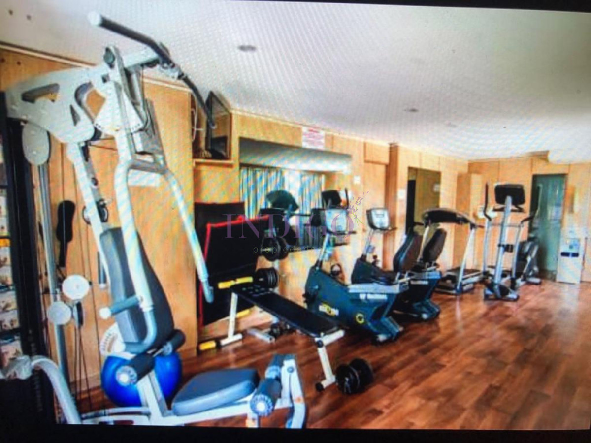 Apartamento Ref.382 - Departamento frente al mar en playa Mansa, 3 dormitorios .