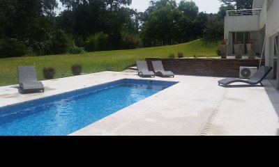 Venta de Apartamento 3 DORMITORIOS en PLAYA BRAVA, PUNTA DEL ESTE.