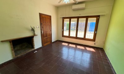 Muy buena casa en San Carlos! CONSULTENOS