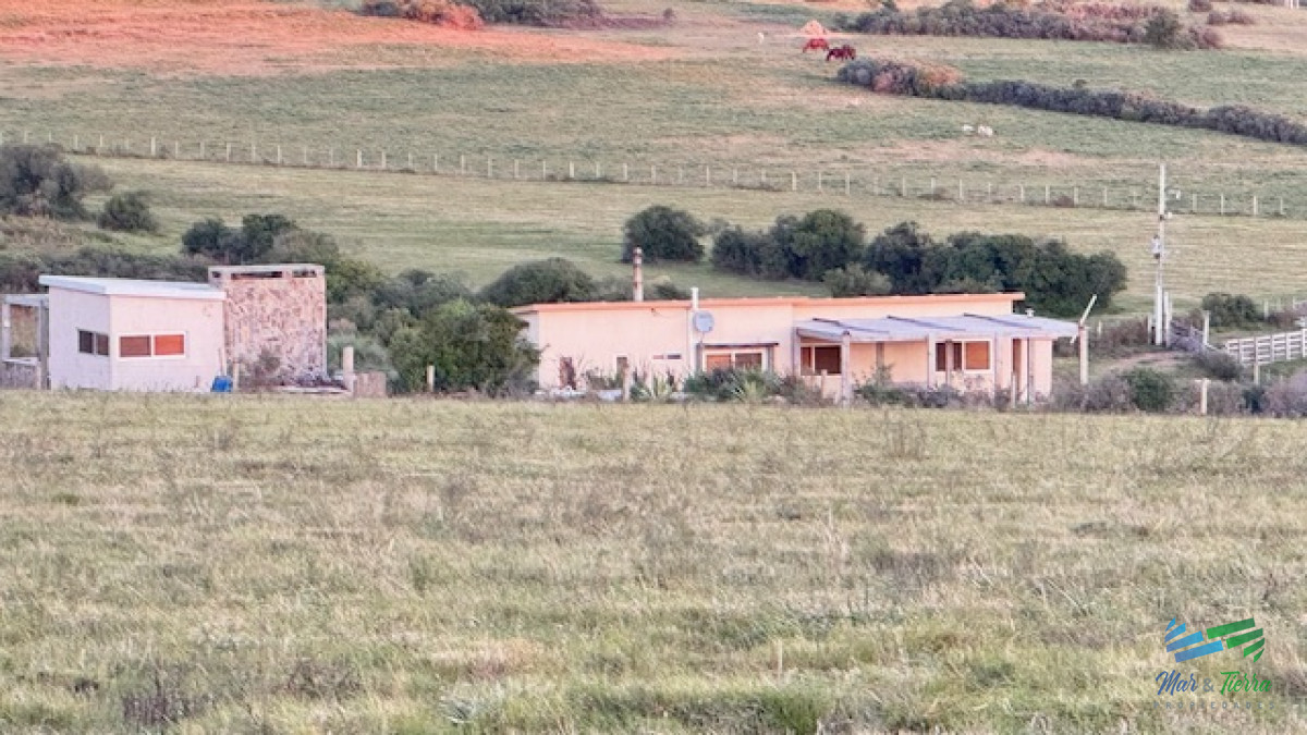 Campo Ref.5463 - Chacra de 6 has con 664 m2 - cerca de Piriapolis y del parque de fauna natural