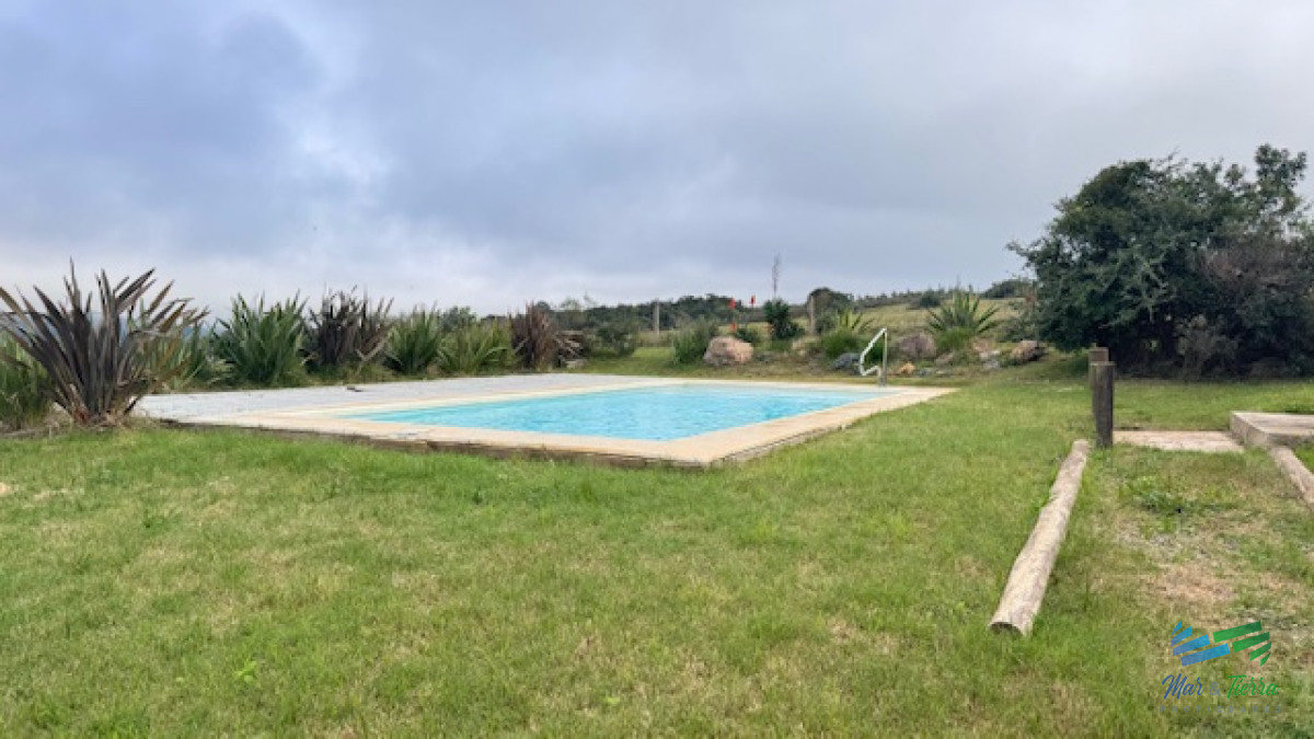 Campo Ref.5463 - Chacra de 6 has con 664 m2 - cerca de Piriapolis y del parque de fauna natural