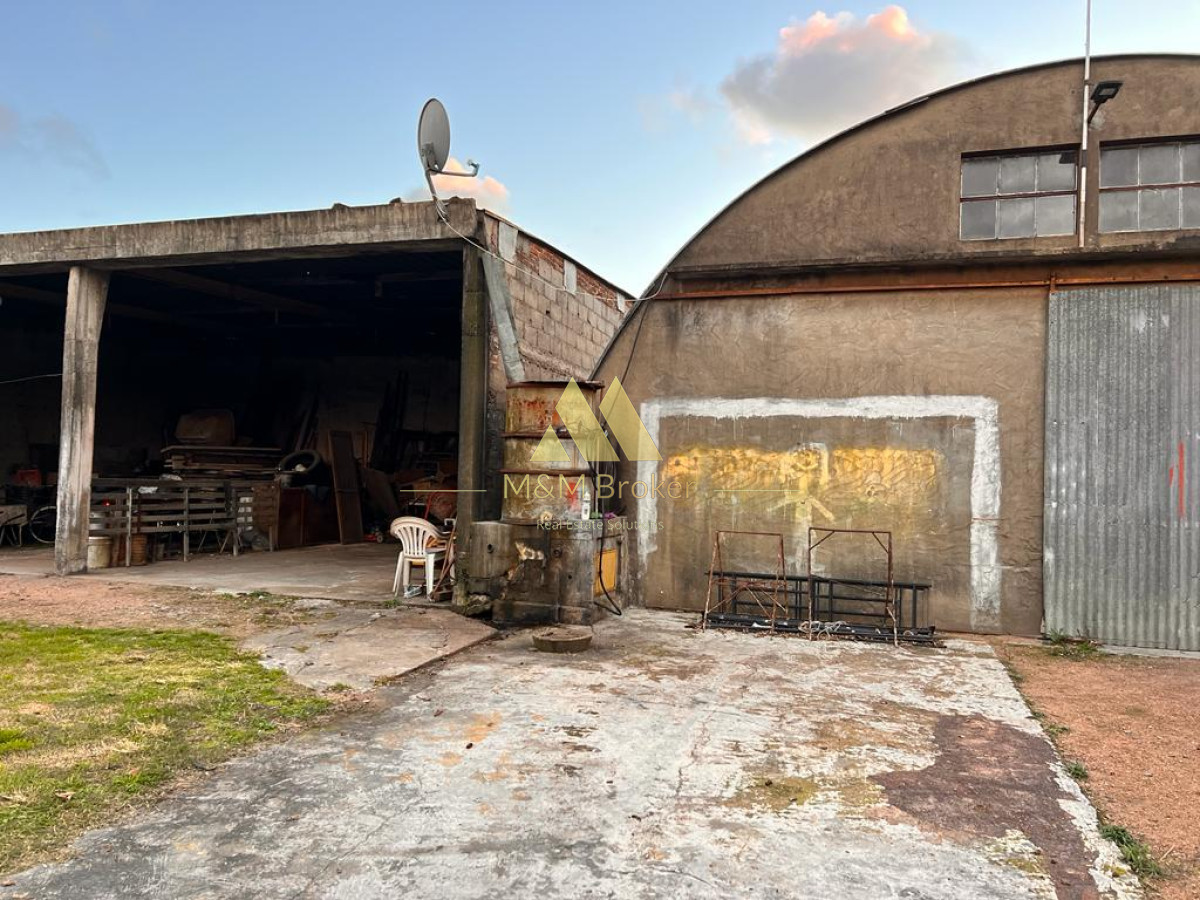 Galpón muy cerca de avenida - alquiler o venta - Consulte