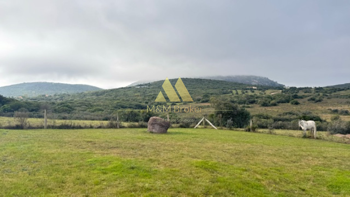 Campo Ref.375 - Chacra de 6 has con 664 m2 - cerca de Piriapolis y del parque de fauna natural
