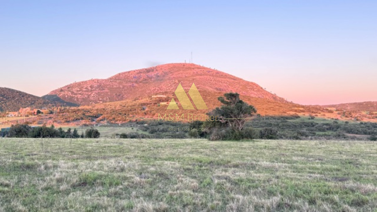 Campo Ref.375 - Chacra de 6 has con 664 m2 - cerca de Piriapolis y del parque de fauna natural