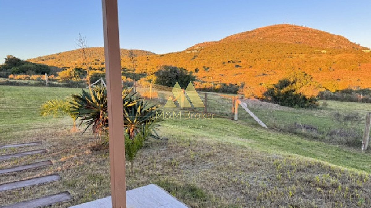 Campo Ref.375 - Chacra de 6 has con 664 m2 - cerca de Piriapolis y del parque de fauna natural