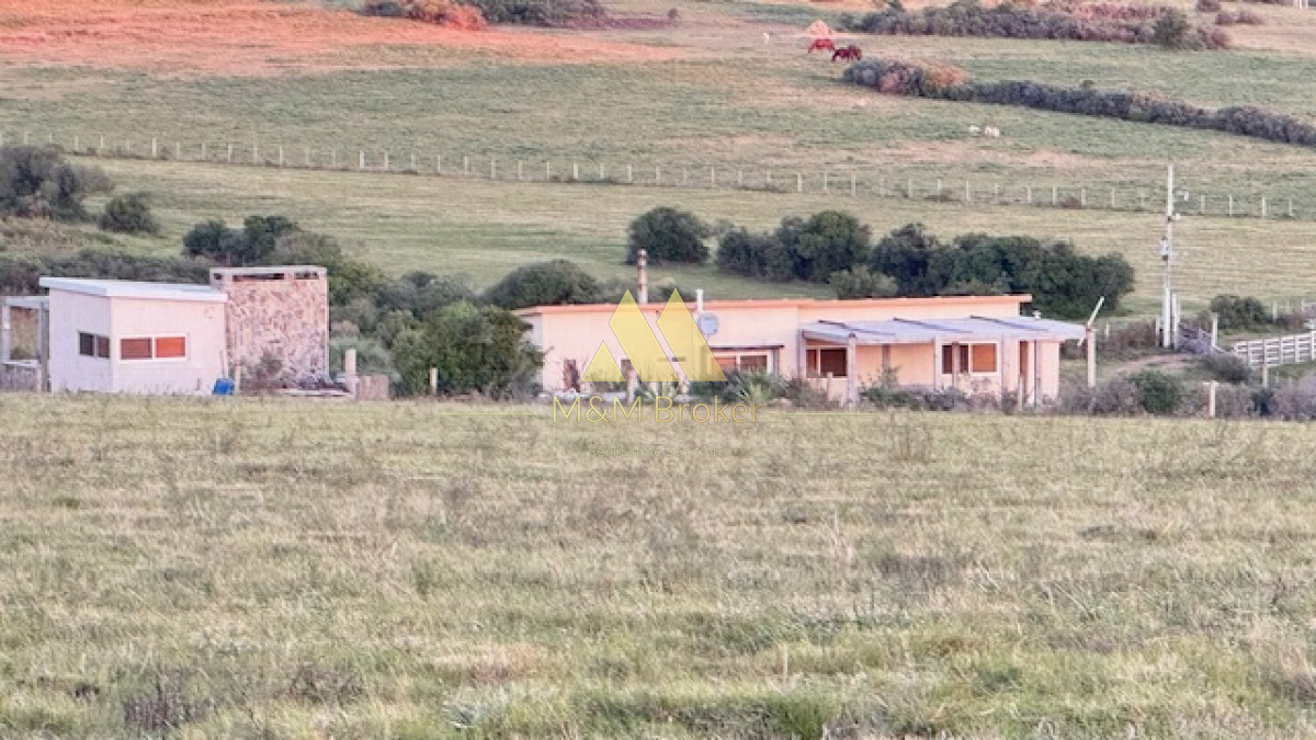 Campo Ref.375 - Chacra de 6 has con 664 m2 - cerca de Piriapolis y del parque de fauna natural