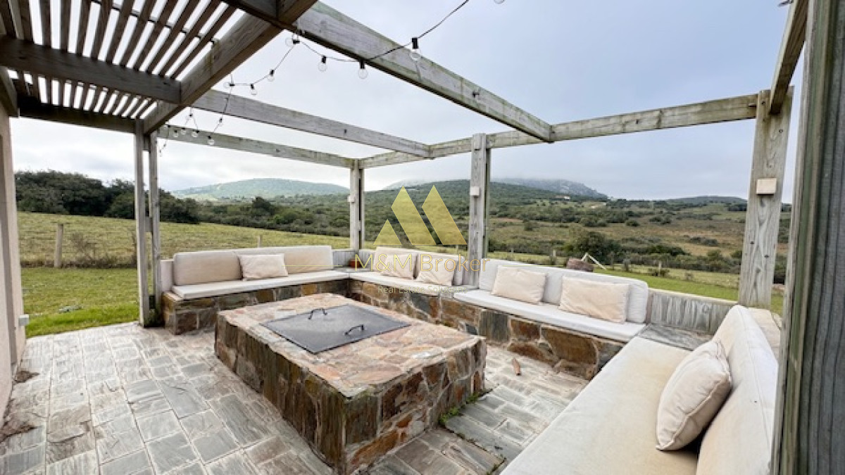 Campo Ref.375 - Chacra de 6 has con 664 m2 - cerca de Piriapolis y del parque de fauna natural