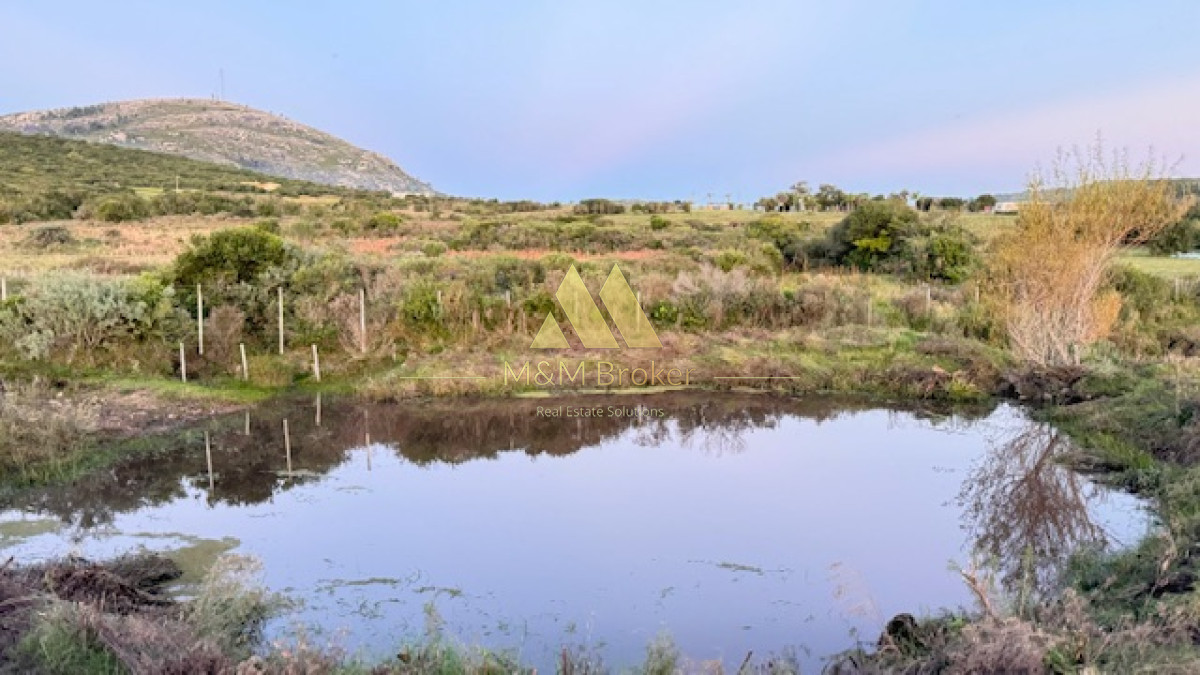 Campo Ref.375 - Chacra de 6 has con 664 m2 - cerca de Piriapolis y del parque de fauna natural