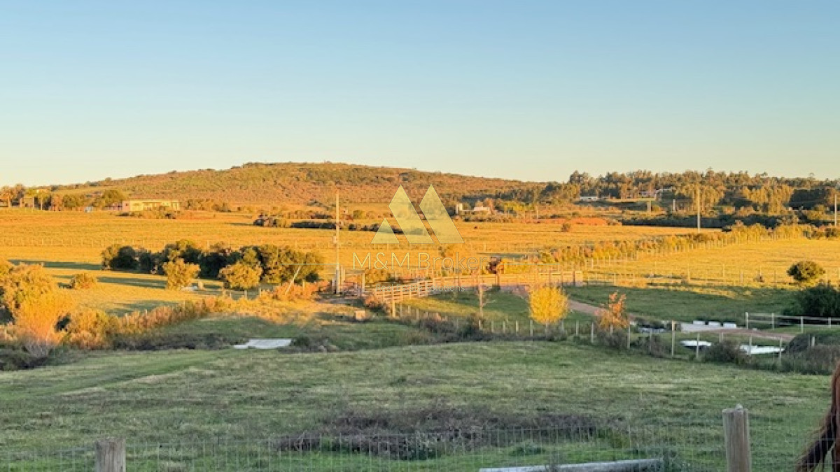 Campo Ref.375 - Chacra de 6 has con 664 m2 - cerca de Piriapolis y del parque de fauna natural