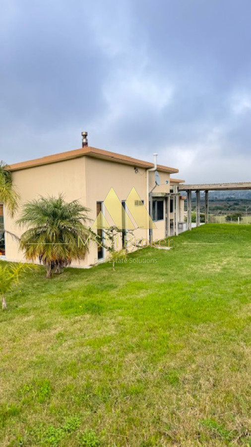 Campo Ref.375 - Chacra de 6 has con 664 m2 - cerca de Piriapolis y del parque de fauna natural