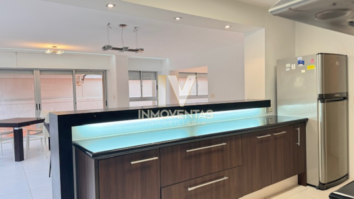 Apartamento ID.1883 - Apartameto en plena peninsula de 3 domitorios 3 baños mas toilete. Consulte !!!!