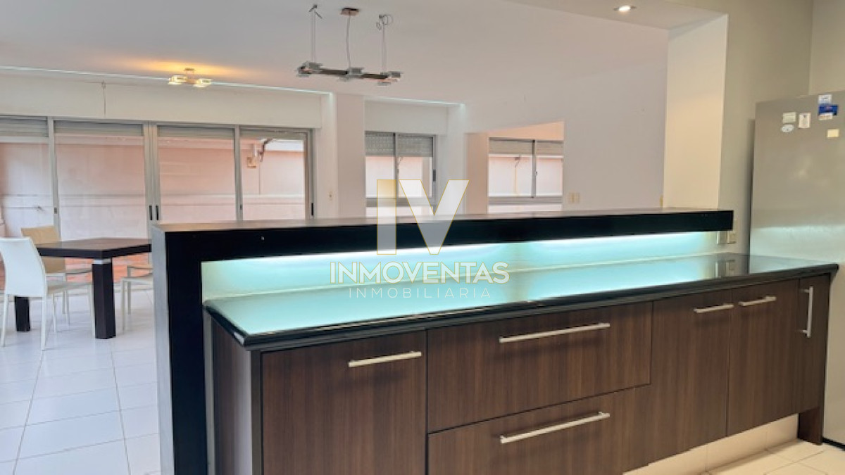 Apartamento ID.1883 - Apartameto en plena peninsula de 3 domitorios 3 baños mas toilete. Consulte !!!!