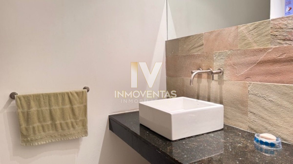 Apartamento ID.1883 - Apartameto en plena peninsula de 3 domitorios 3 baños mas toilete. Consulte !!!!