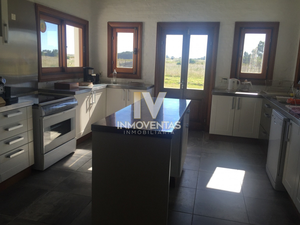 Chacra ID.318 - Chacra por ruta 104 muy cerca de Manantiales - Excelente entorno - Consulte!!!