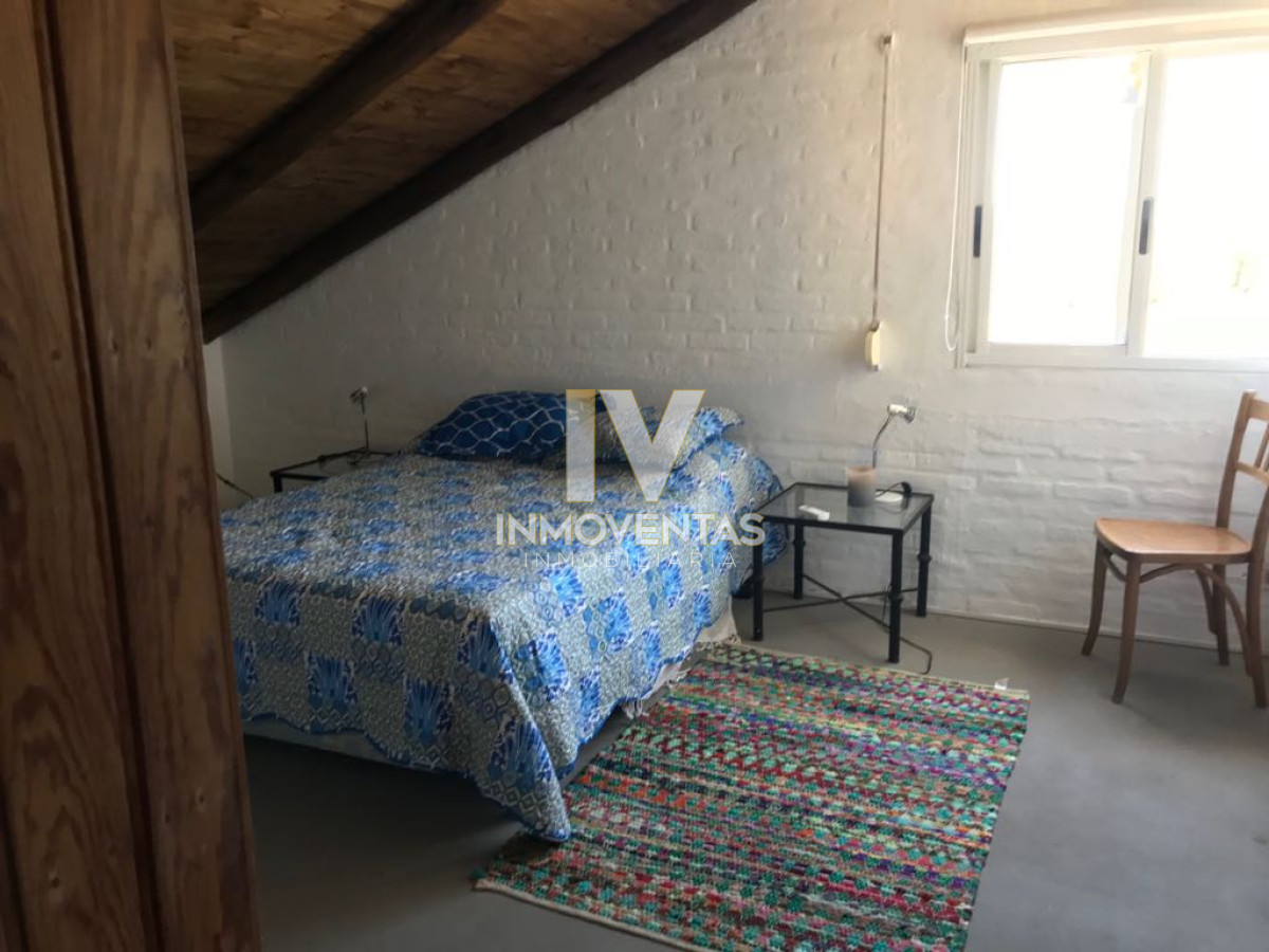 Chacra ID.319 - Chacra muy cerca de Ruta 104 y camino Eguzquiza, casa y piscina. Consulte!!!!