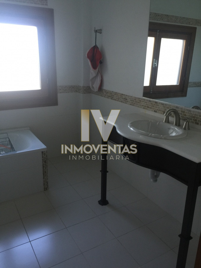 Chacra ID.318 - Chacra por ruta 104 muy cerca de Manantiales - Excelente entorno - Consulte!!!